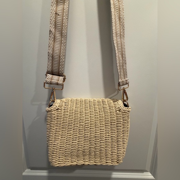 Spring/Summer 🌸 Cream Woven Shoulder Bag Adjustable Strap - Picture 5 of 6